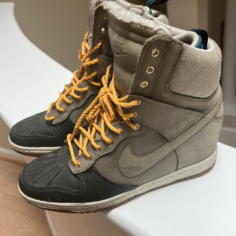 Nike winter dunk wedges